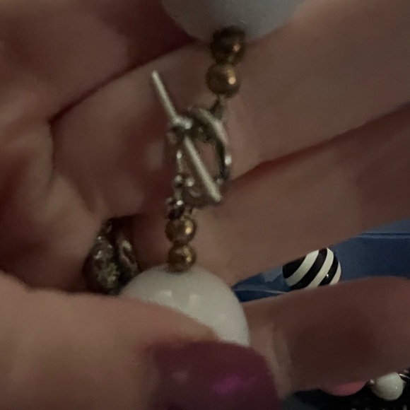 Minnie Mouse 18’ Necklace - Picture 6 of 8